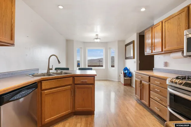 $539,900 | 214 Marble Drive, Evanston, WY 82930