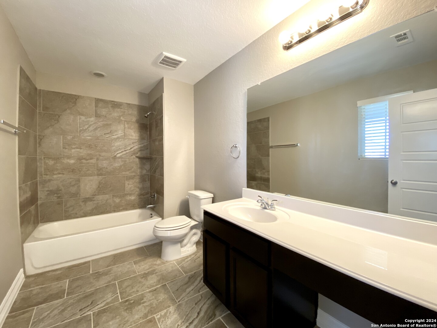 1206 Ranch Falls San Antonio, TX 78245 - Photo 53 of 92