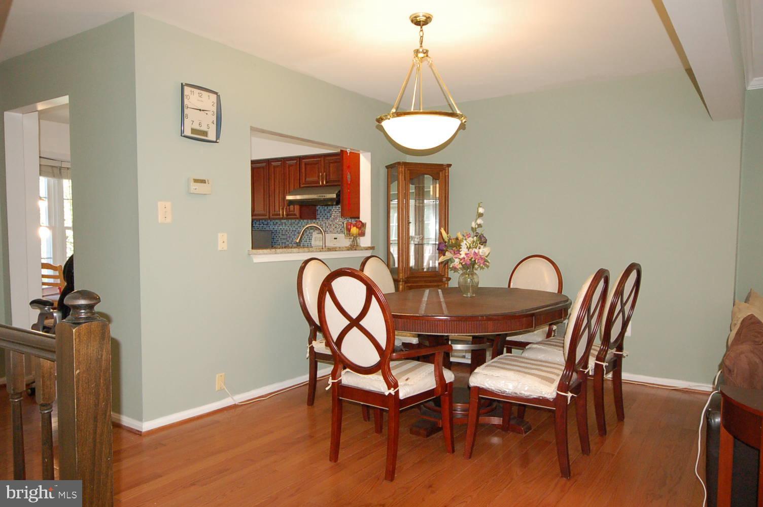 10820 Douglas Avenue Silver Spring, MD 20902 - Photo 12 of 61 Dining