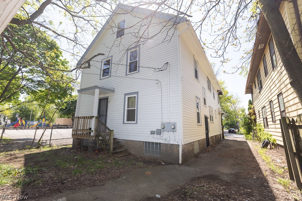 14221 Glenside Road Cleveland, OH 44110 - Photo 47 of 50