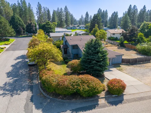 $429,900 | 3510 East Pineglen Avenue, Mead, WA 99021