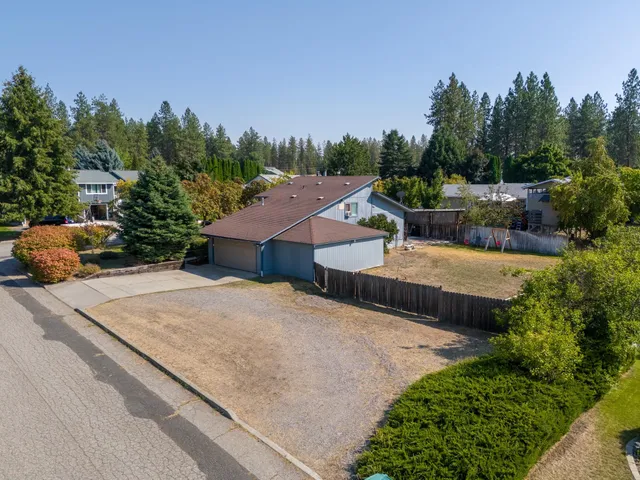 $429,900 | 3510 East Pineglen Avenue, Mead, WA 99021