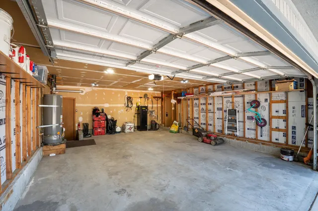 $429,900 | 3510 East Pineglen Avenue, Mead, WA 99021