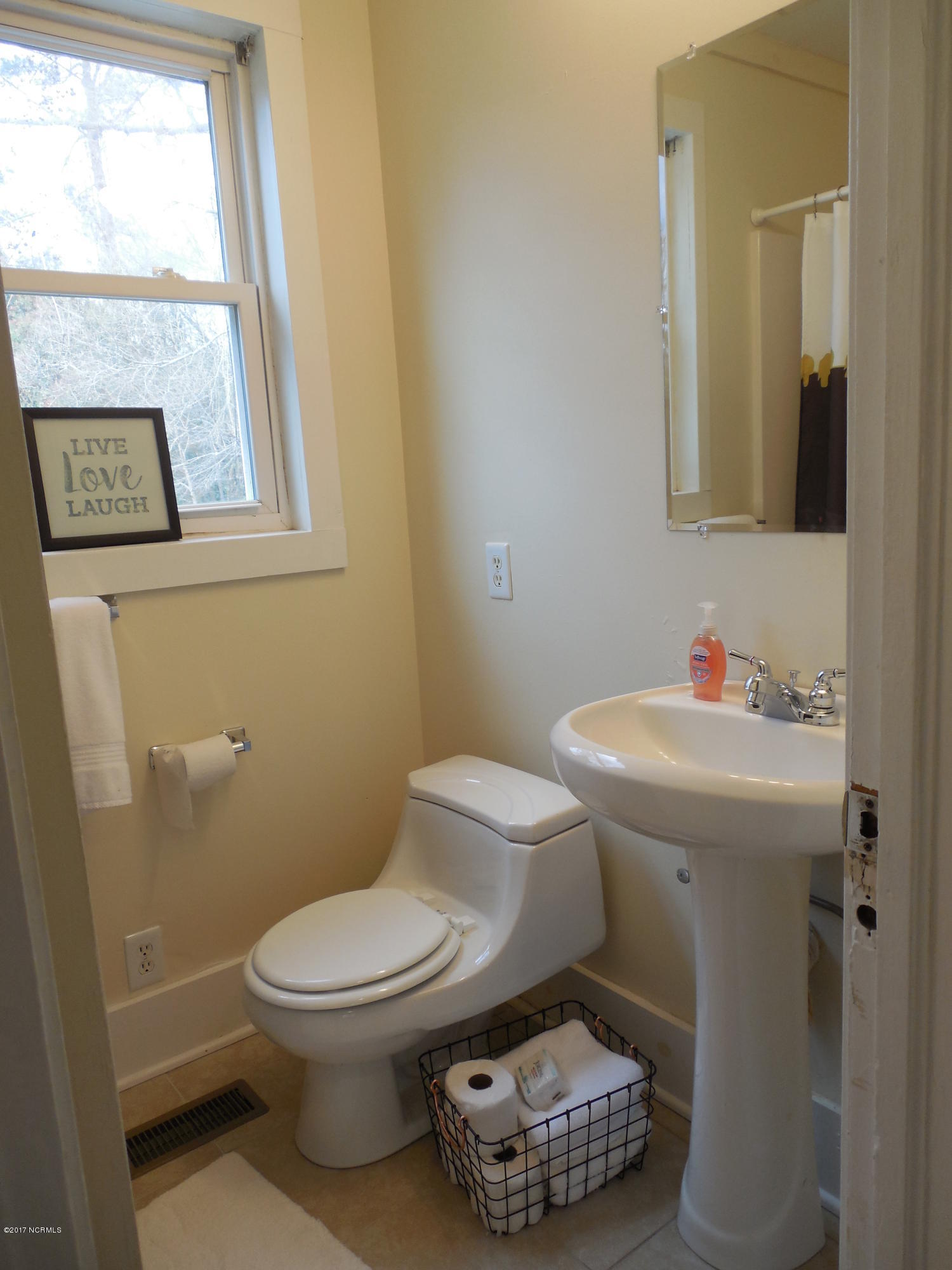 106 Clifton Road Rocky Mount, NC 27804 - Photo 12 of 20 Remodeled bath!