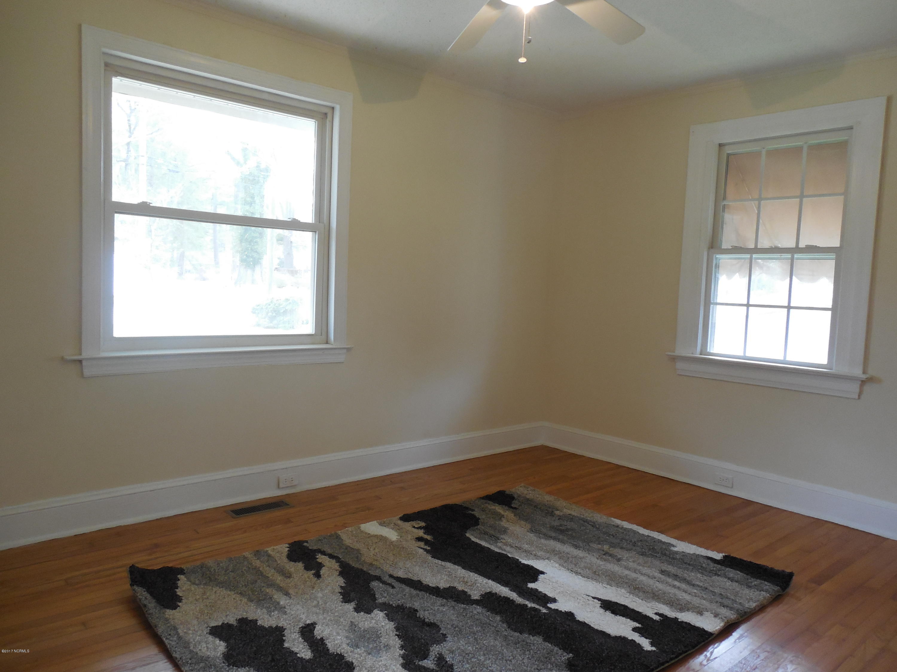 106 Clifton Road Rocky Mount, NC 27804 - Photo 16 of 20 Front bedroom.