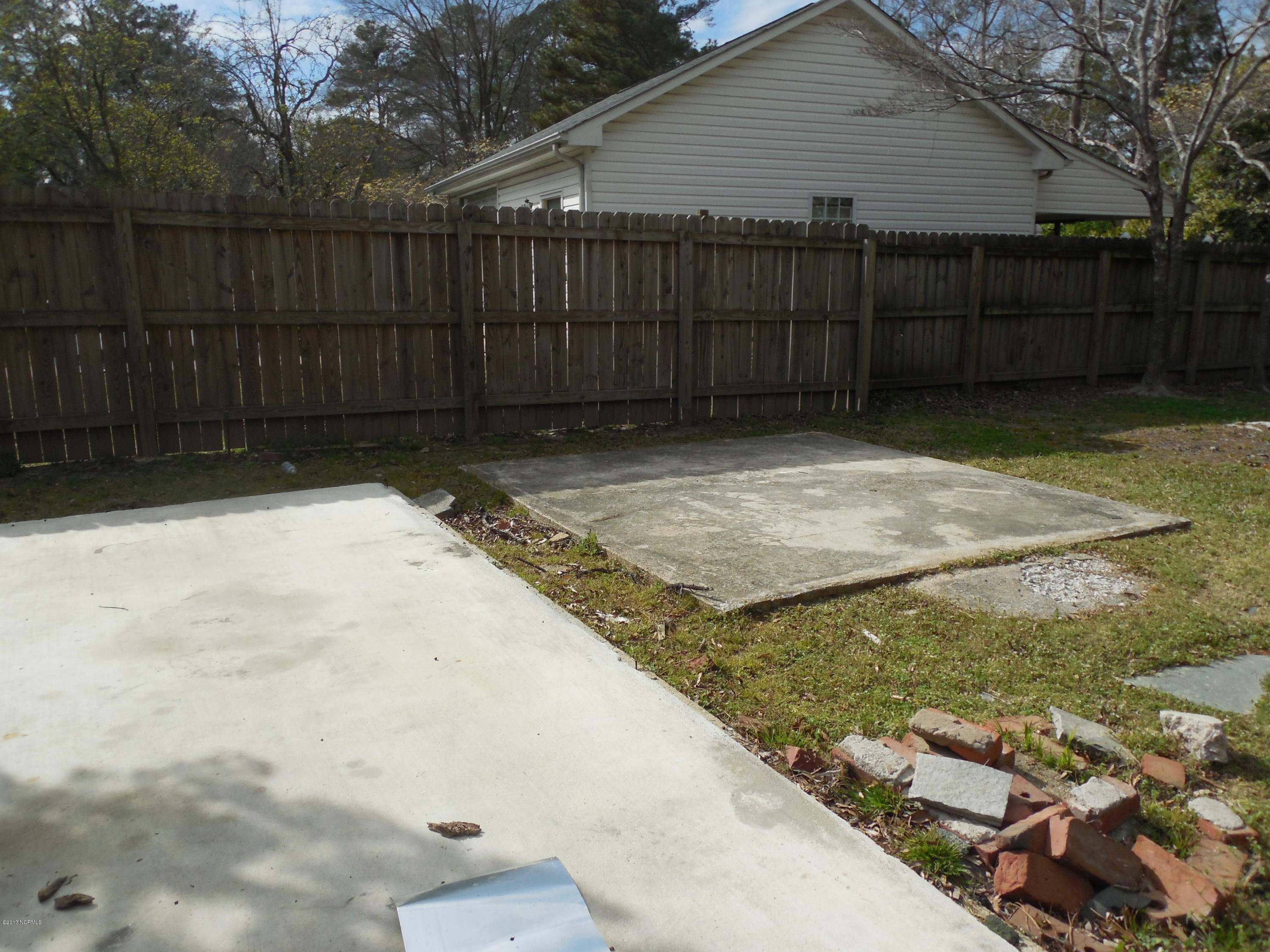 106 Clifton Road Rocky Mount, NC 27804 - Photo 4 of 20 clifton 005
