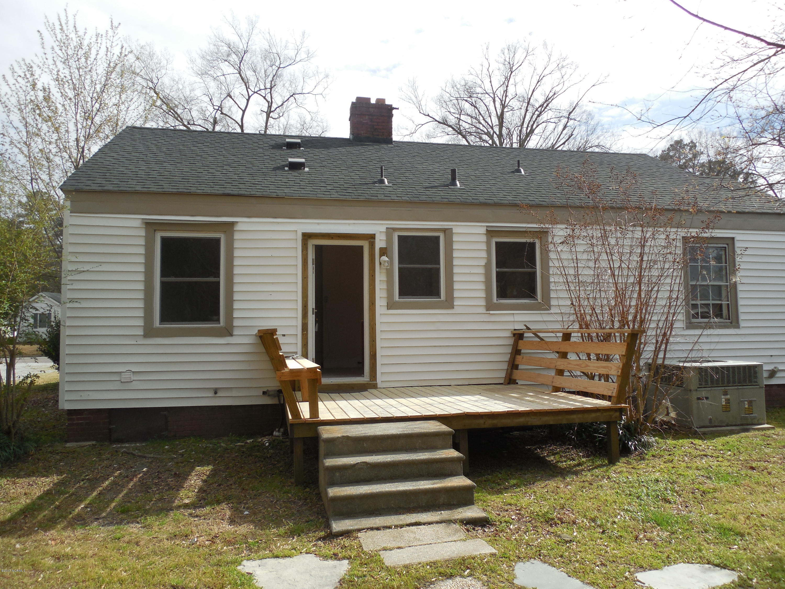 106 Clifton Road Rocky Mount, NC 27804 - Photo 5 of 20 clifton 006