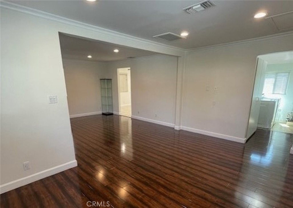 10539 Tinker Avenue Tujunga, CA 91042 - Photo 12 of 20