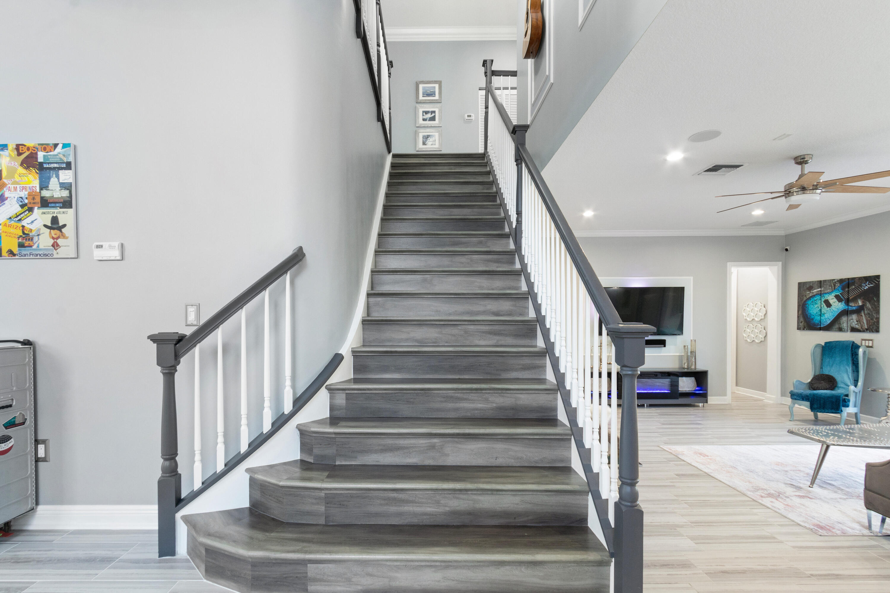 2681 Cooper Way Wellington, FL 33414 - Photo 36 of 101 36. Staircase