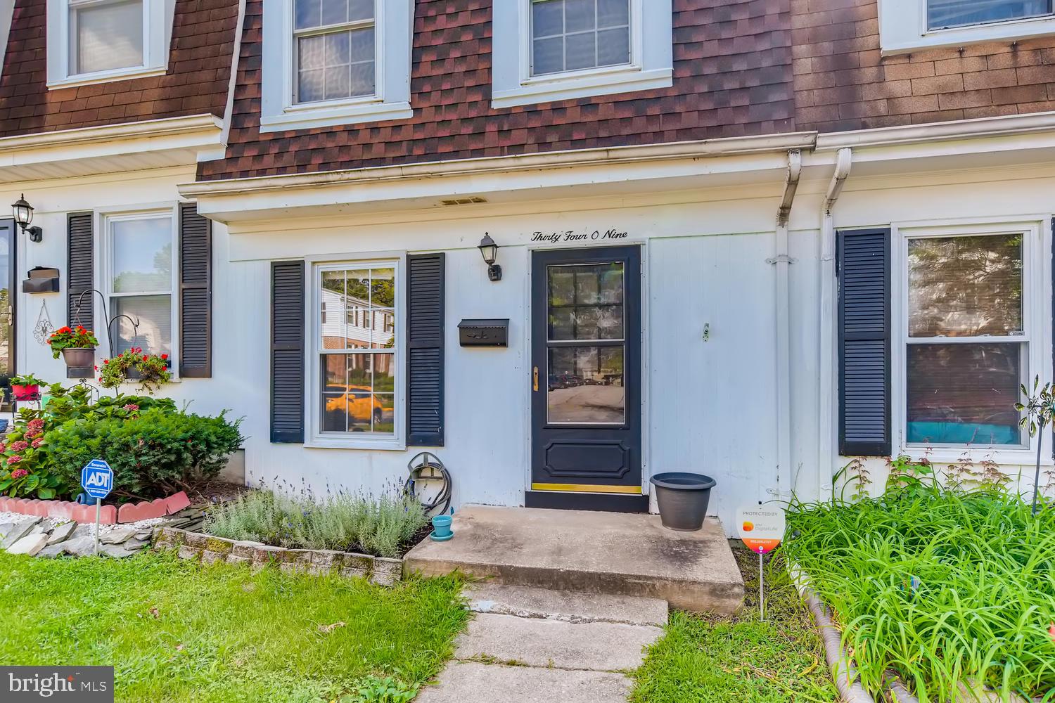3409 Saluda Road Baltimore, MD 21236 - Photo 2 of 23 Gallery Image 2