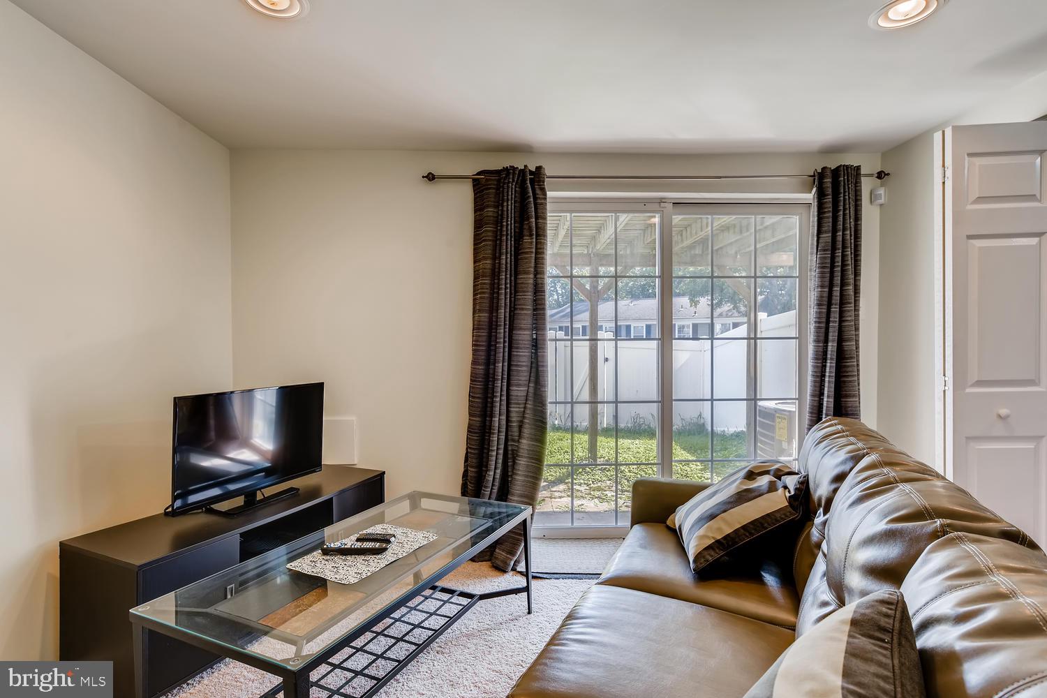 3409 Saluda Road Baltimore, MD 21236 - Photo 19 of 23 Gallery Image 19