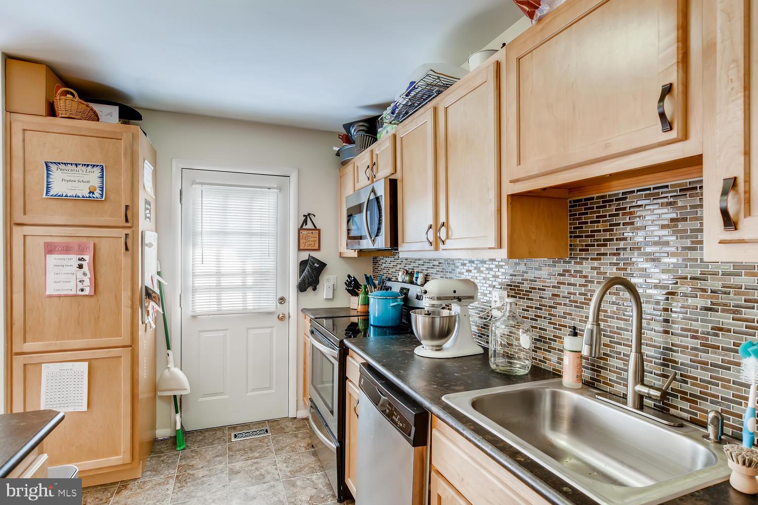 3409 Saluda Road Baltimore, MD 21236 - Photo 10 of 23 Gallery Image 10