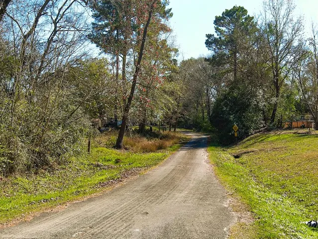 $31,900 | 26 Phillips Road, Onalaska, TX 77360
