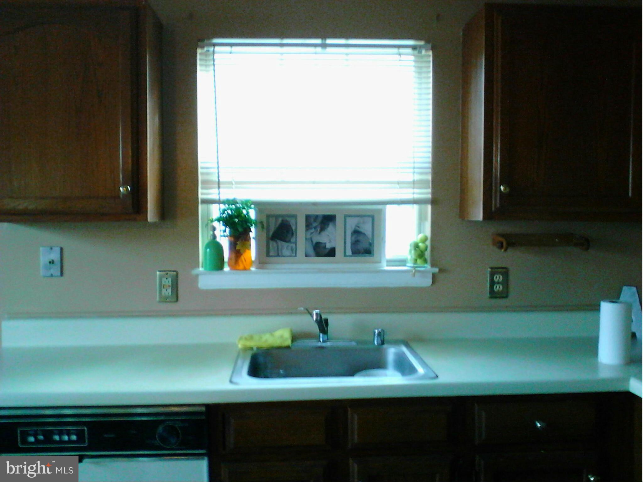 7844 Camp Road Pasadena, MD 21122 - Photo 7 of 17 Kitchen