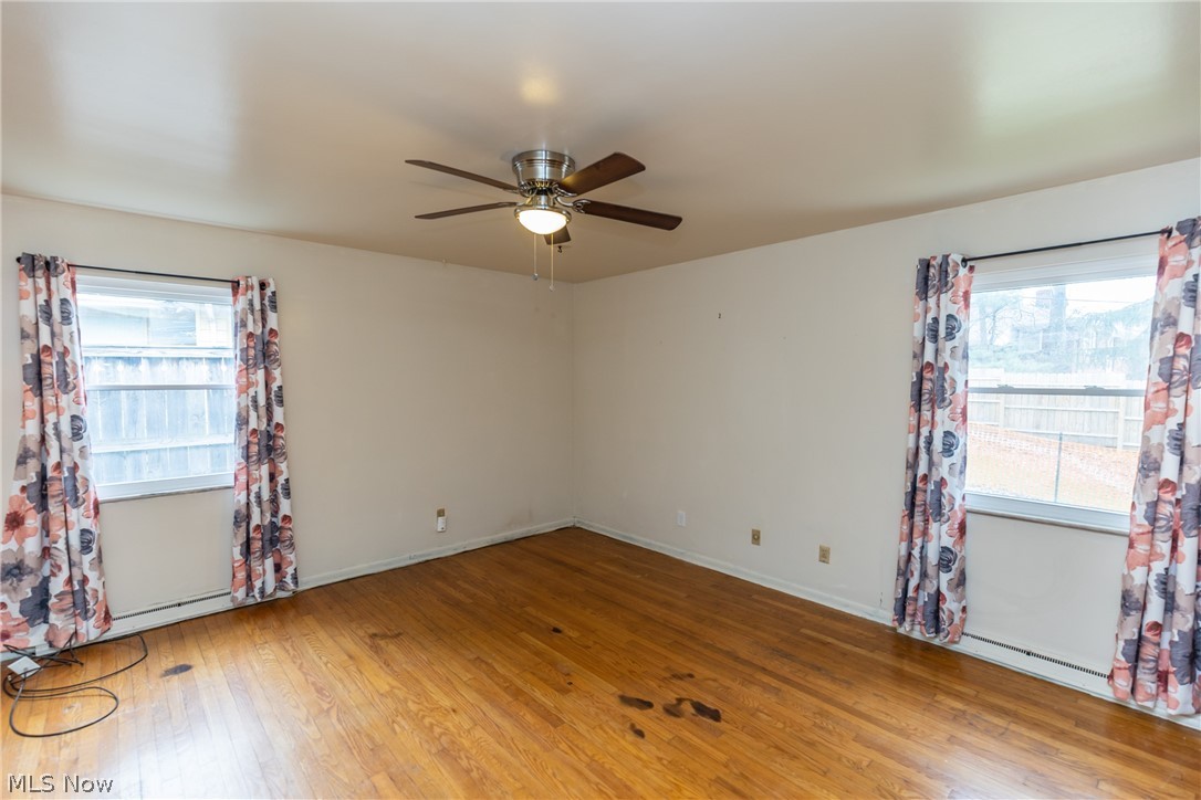 16360 Brewster Road Cleveland, OH 44112 - Photo 15 of 35
