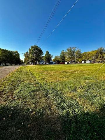 a view of an ocean from a yard