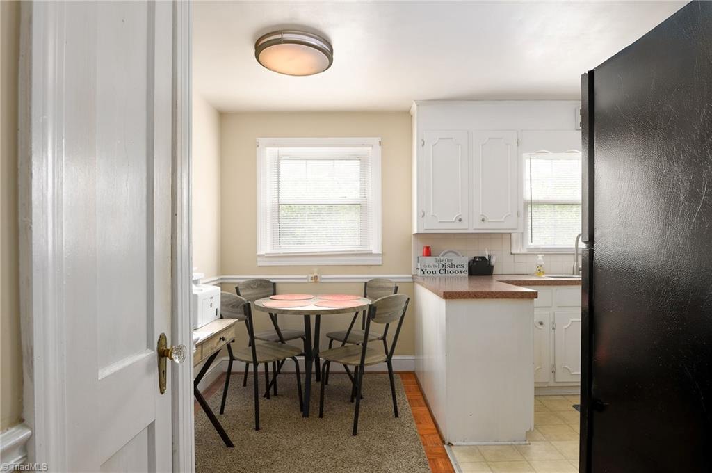 5716 Old Rural Hall Road Winston-Salem, NC 27105 - Photo 7 of 22 Dining
