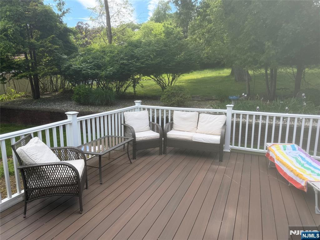 31 Clinton Lane Wayne, NJ 07470 - Photo 27 of 38