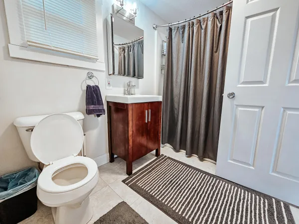 $249,900 | 9 State Street, Hillsdale, MI 49242