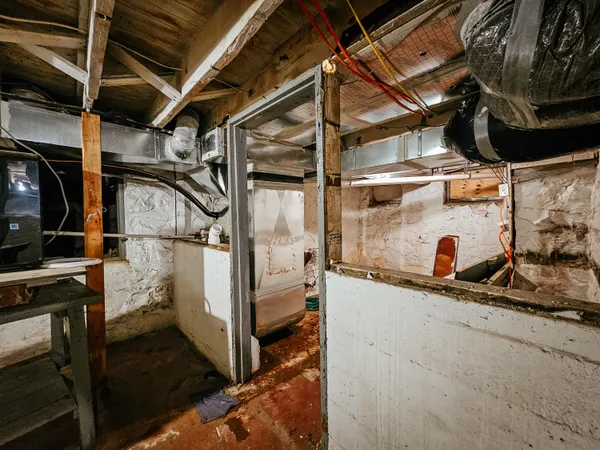 $249,900 | 9 State Street, Hillsdale, MI 49242