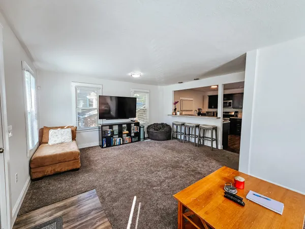 $249,900 | 9 State Street, Hillsdale, MI 49242