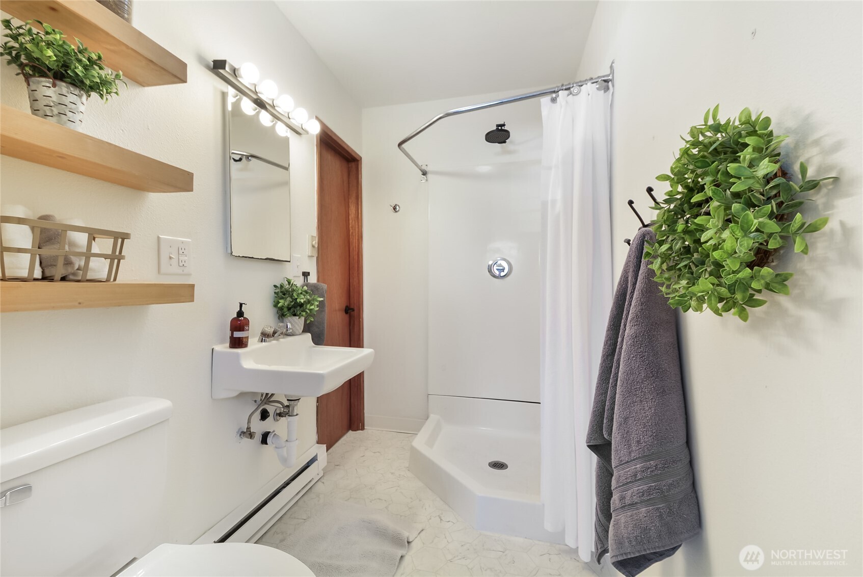 2316 7th Street Everett, WA 98201 - Photo 14 of 36