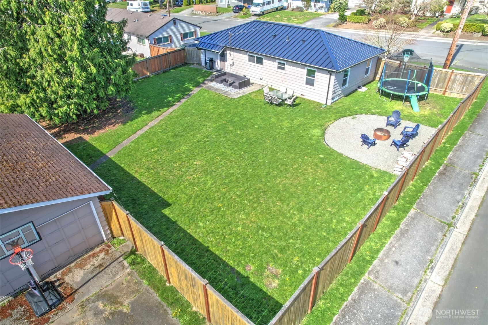 2316 7th Street Everett, WA 98201 - Photo 32 of 36