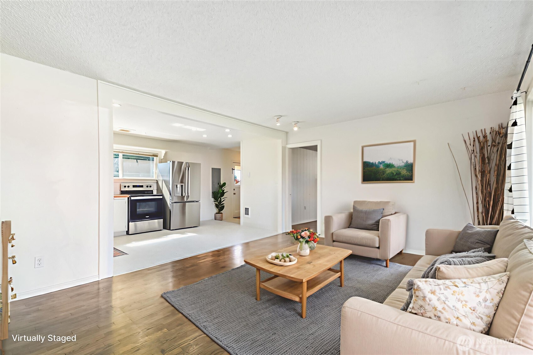 2316 7th Street Everett, WA 98201 - Photo 8 of 36