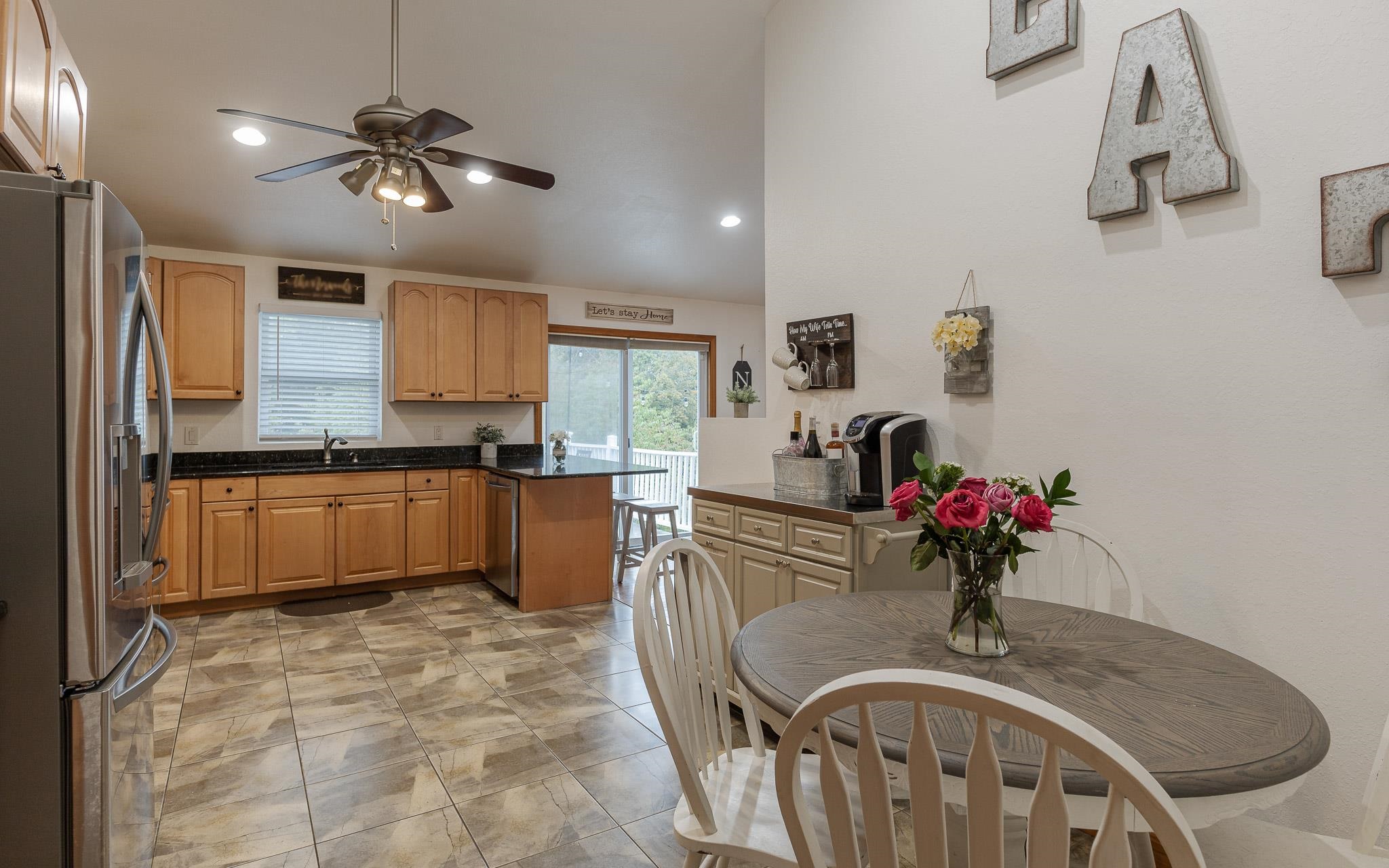 430 Huckle Hill Road Vernon, VT 05354 - Photo 15 of 56