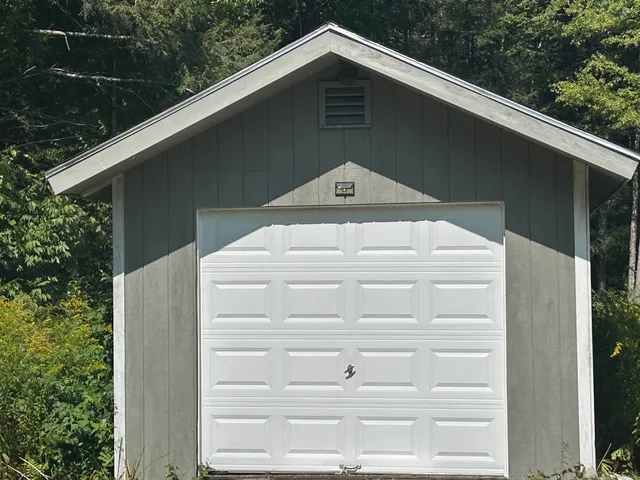 $475,000 | 430 Huckle Hill Road, Vernon, VT 05354