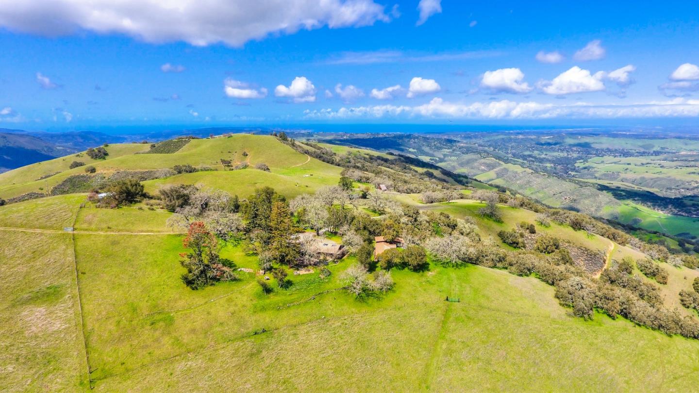 500 El Caminito Road Carmel Valley, CA 93924 - Photo 5 of 105