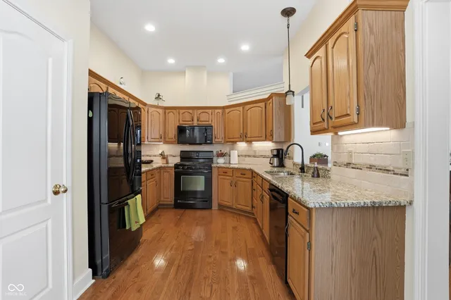 $439,900 | 12020 Clubhouse Drive, Fishers, IN 46038