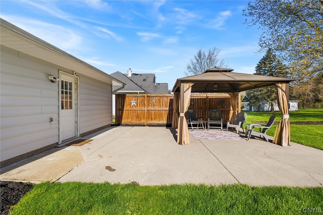 7140 North Division Street Throop, NY 13021 - Photo 43 of 50