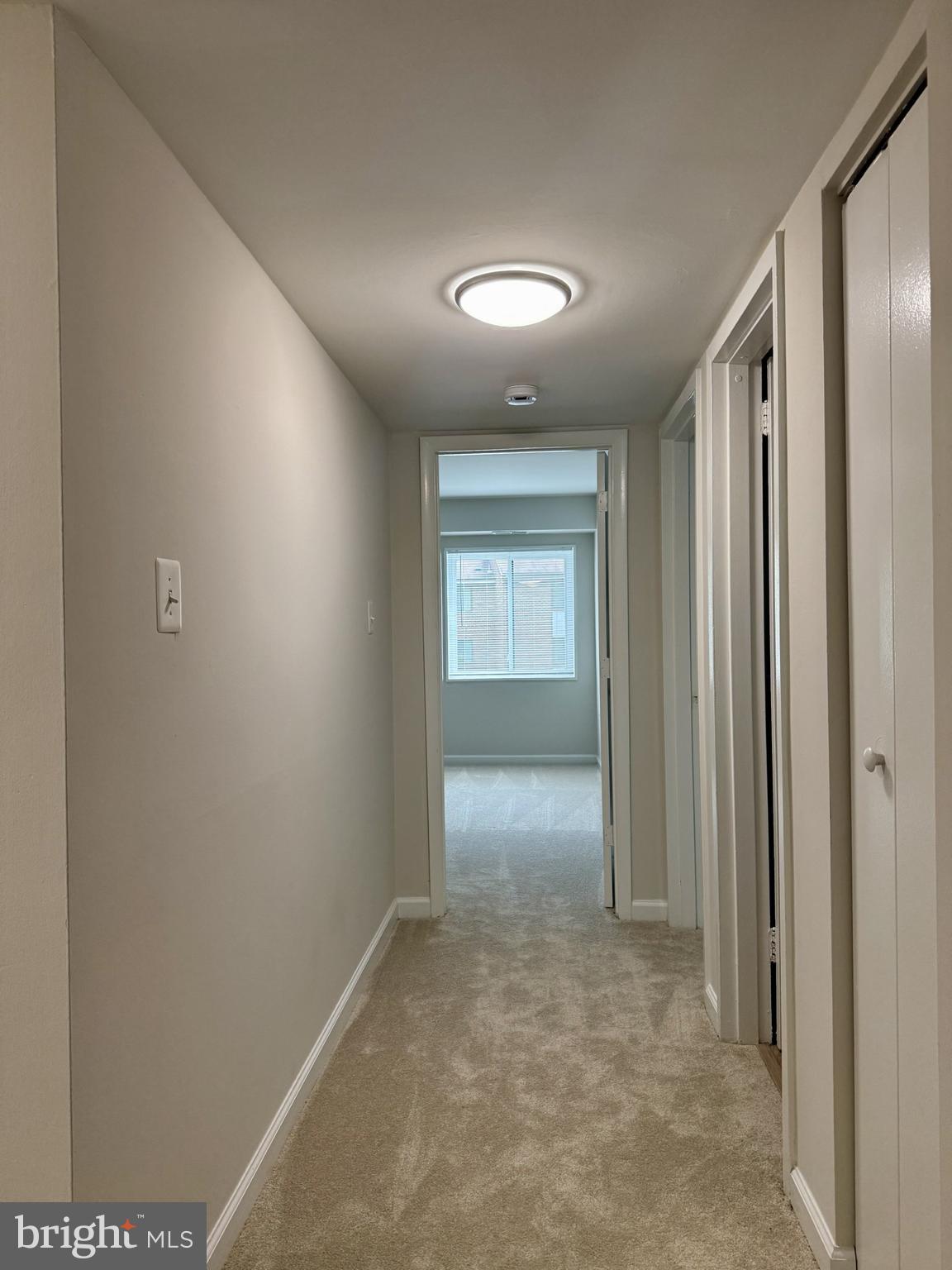 1520 Northgate Square, Unit 11B Reston, VA 20190 - Photo 15 of 30 Hallway