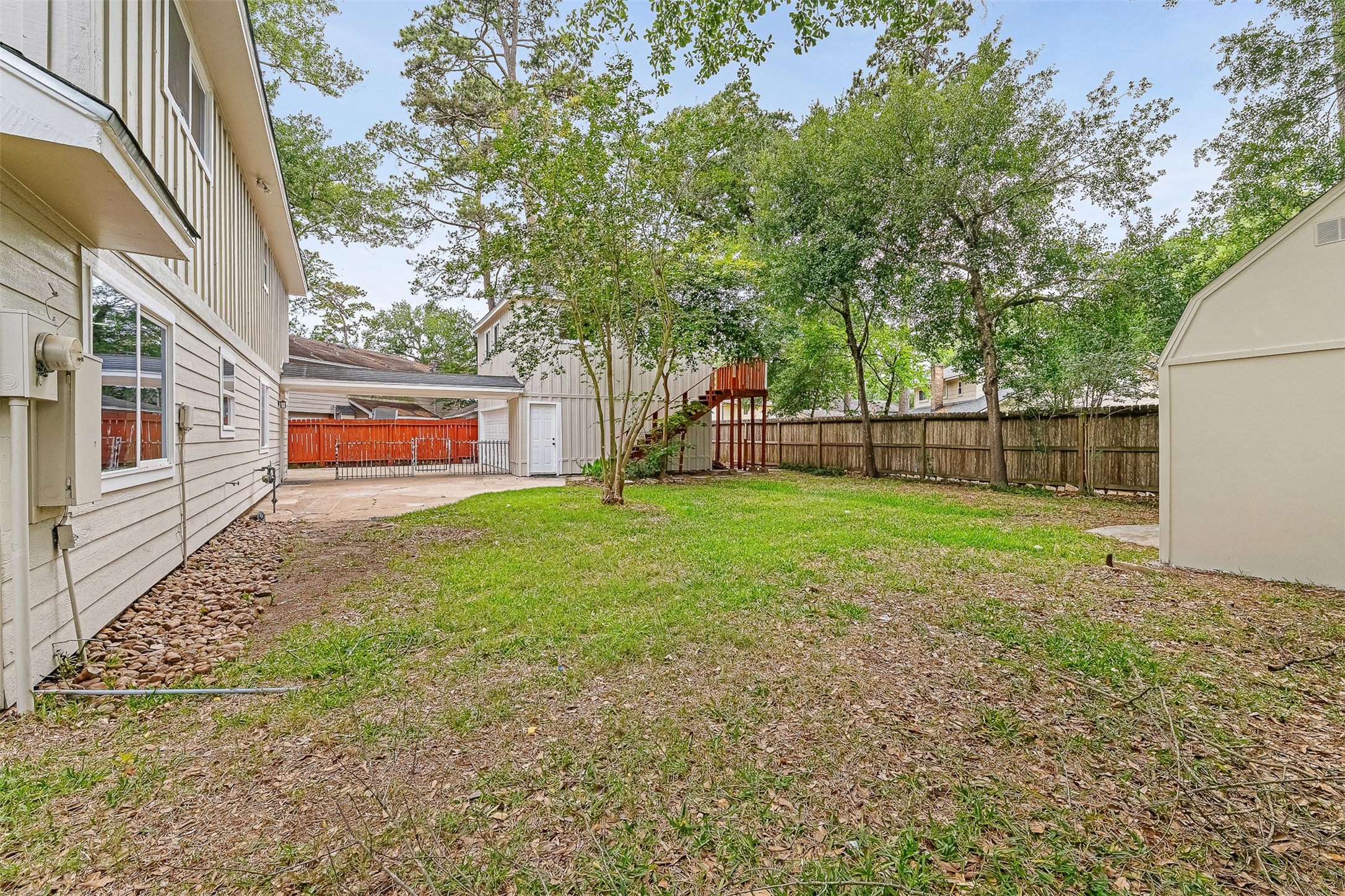 4238 Annawood Circle Spring, TX 77388 - Photo 35 of 46 a view of a backyard with a garden