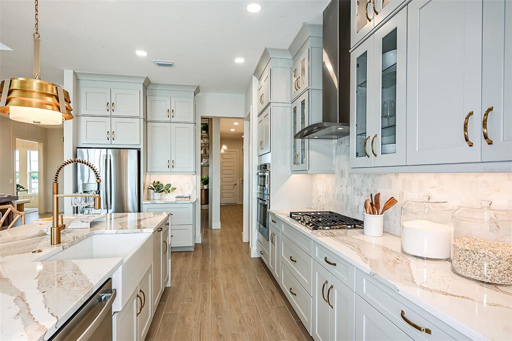 18456 Foxtail Loop Venice, FL 34293 - Photo 3 of 19