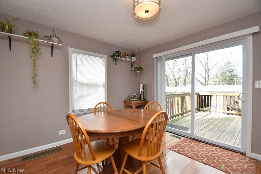 2472 Queenston Road Cleveland, OH 44118 - Photo 9 of 34 Gallery Image 9