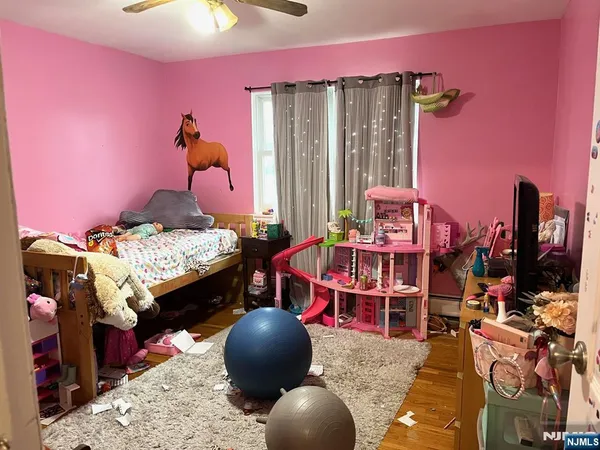 $950,000 | 15 Vogt Lane, Little Ferry, NJ 07643