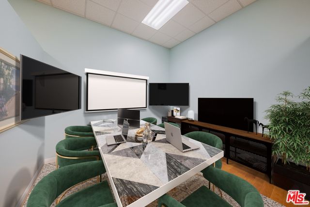 $1,150,000 | 3785 Wilshire Boulevard, Unit 205, Los Angeles, CA 90010