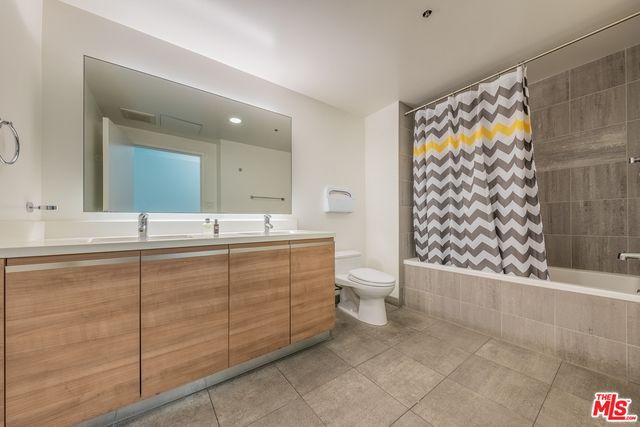 $1,150,000 | 3785 Wilshire Boulevard, Unit 205, Los Angeles, CA 90010