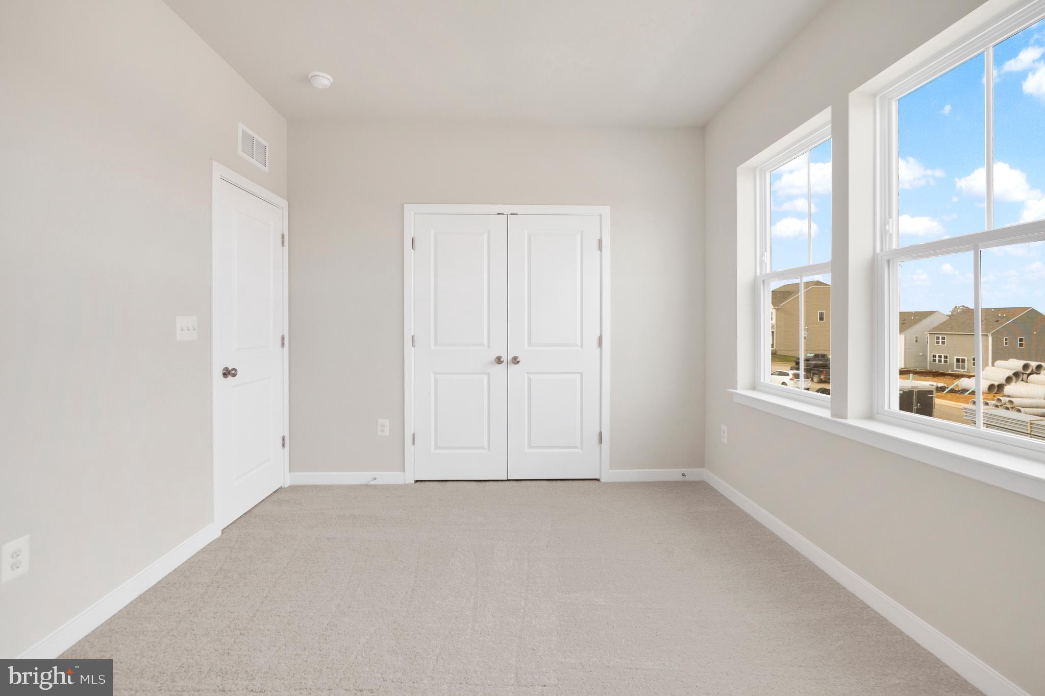 554 Mountain Laurel Boulevard Ranson, WV 25438 - Photo 11 of 28