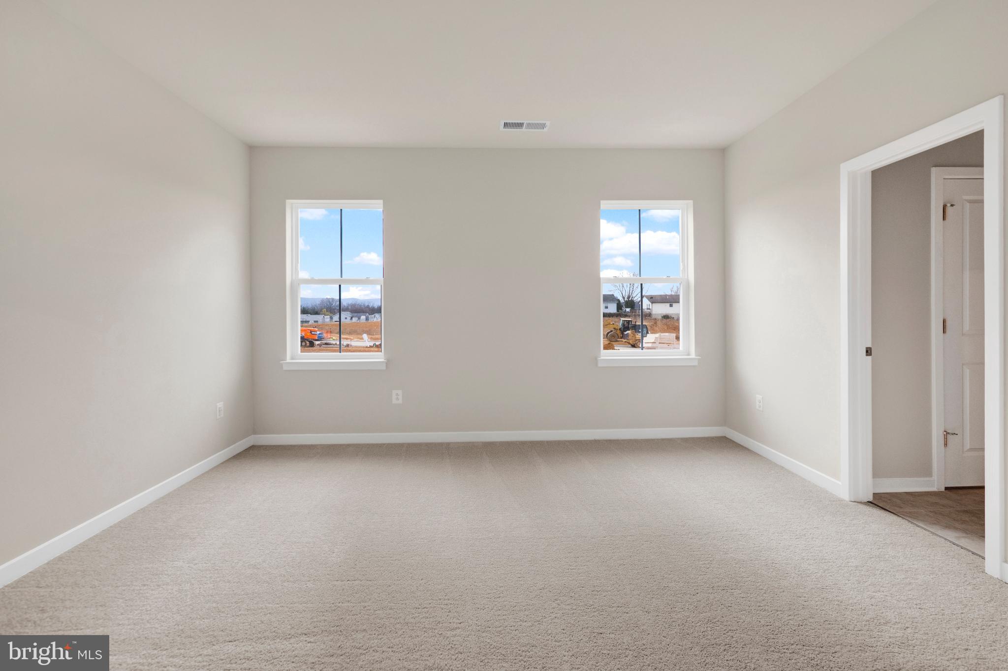 554 Mountain Laurel Boulevard Ranson, WV 25438 - Photo 13 of 28