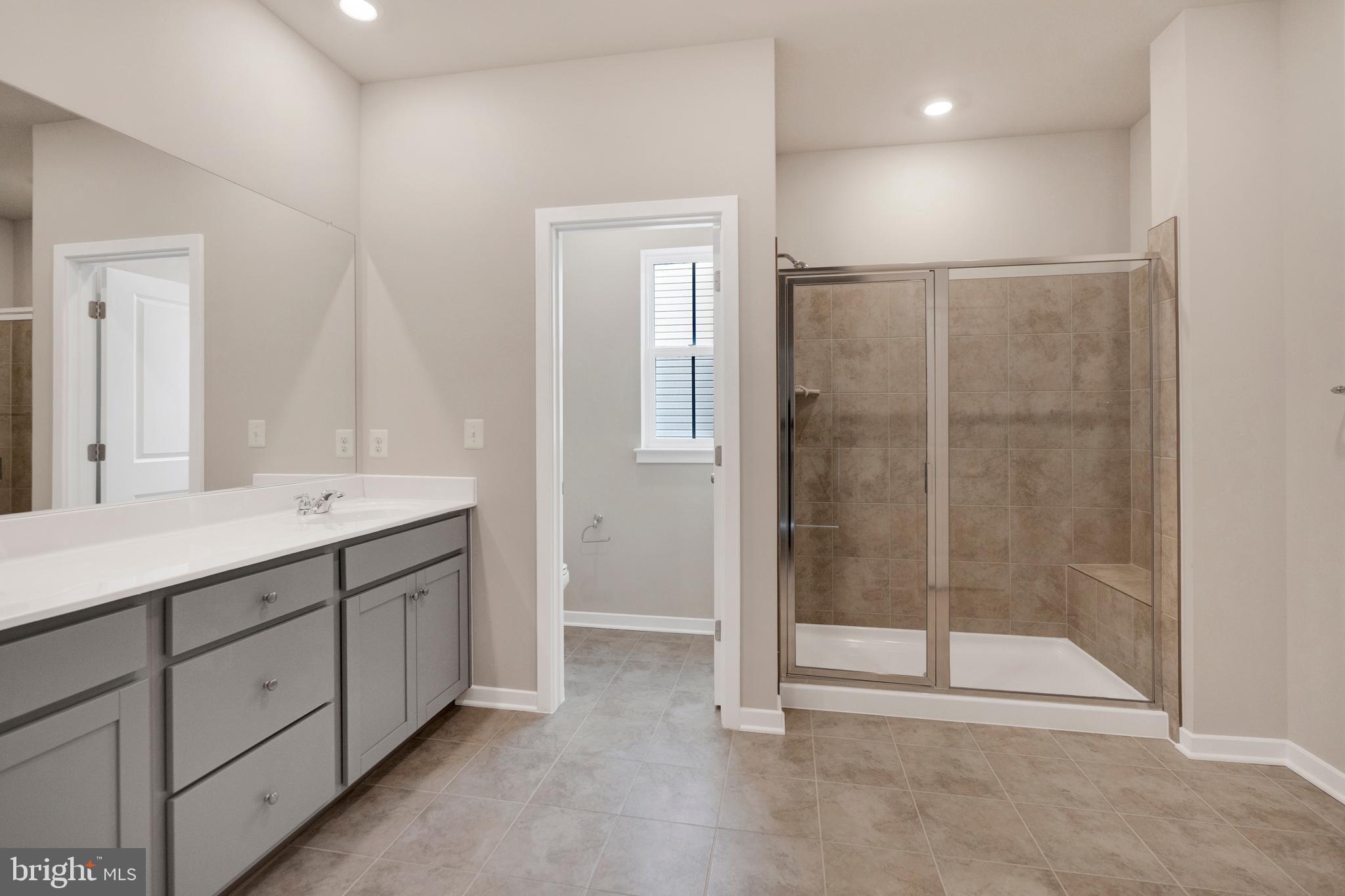 554 Mountain Laurel Boulevard Ranson, WV 25438 - Photo 15 of 28