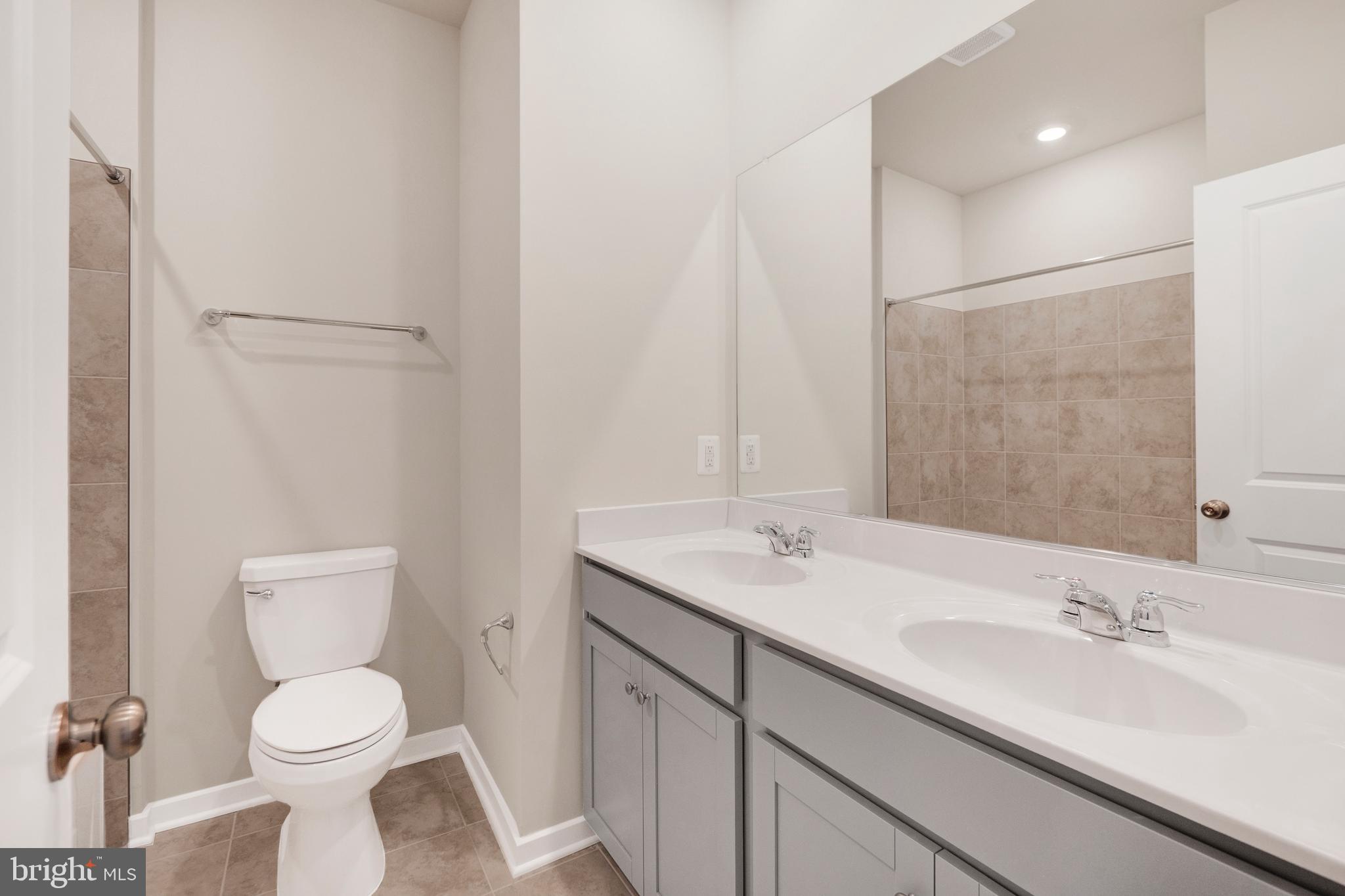 554 Mountain Laurel Boulevard Ranson, WV 25438 - Photo 17 of 28