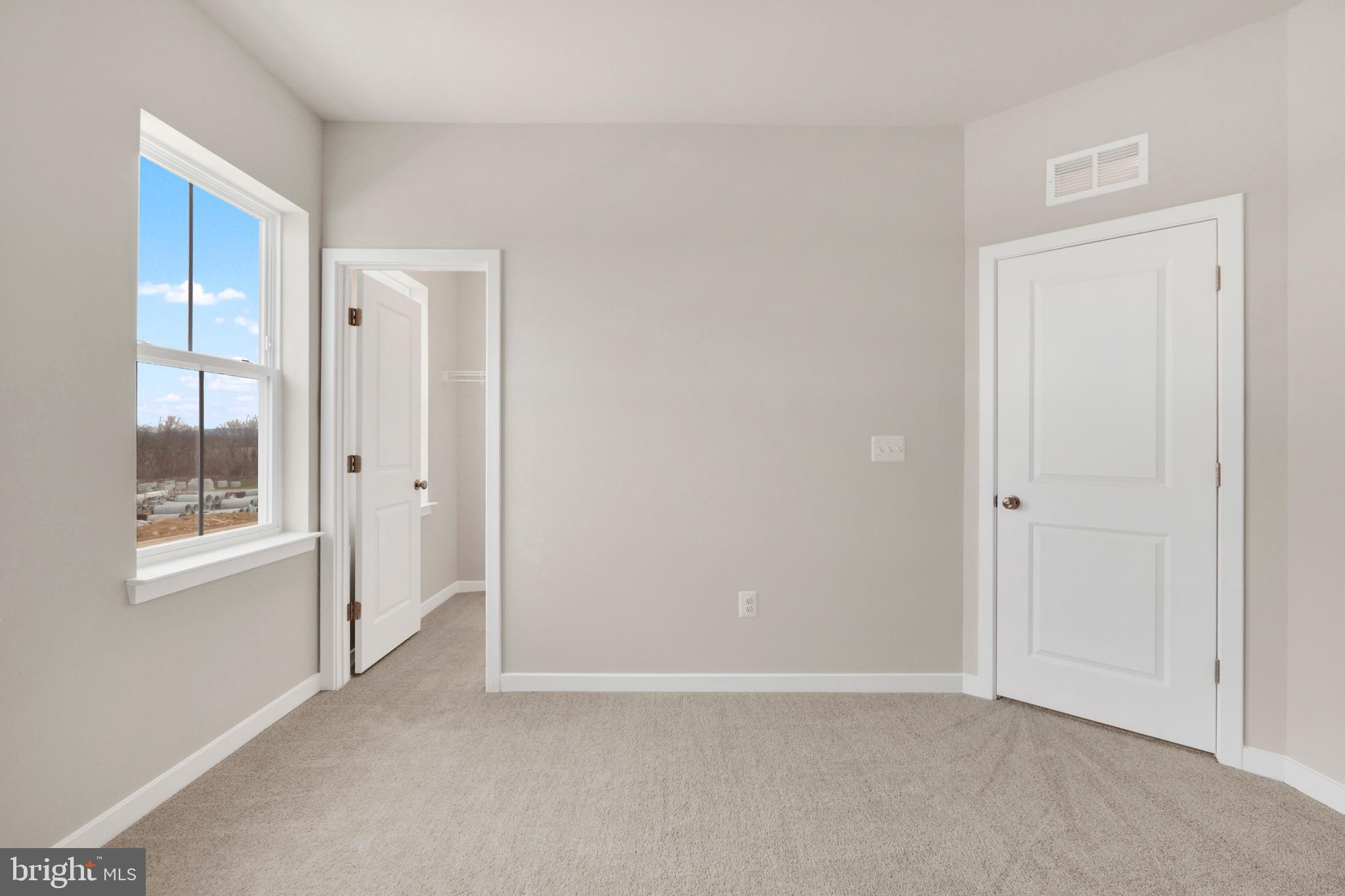 554 Mountain Laurel Boulevard Ranson, WV 25438 - Photo 20 of 28