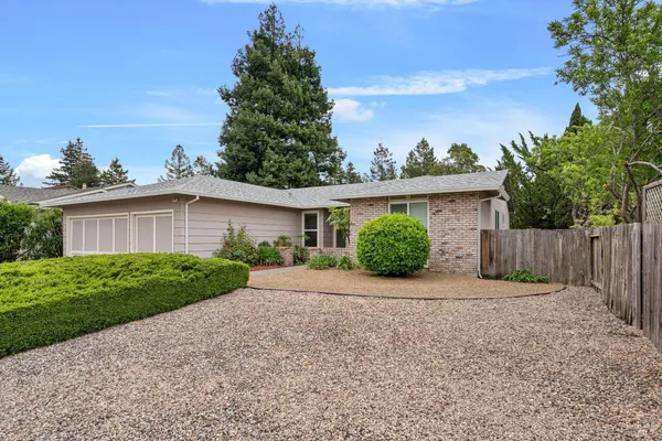 $775,000 | 203 Fauna Avenue, Rohnert Park, CA 94928