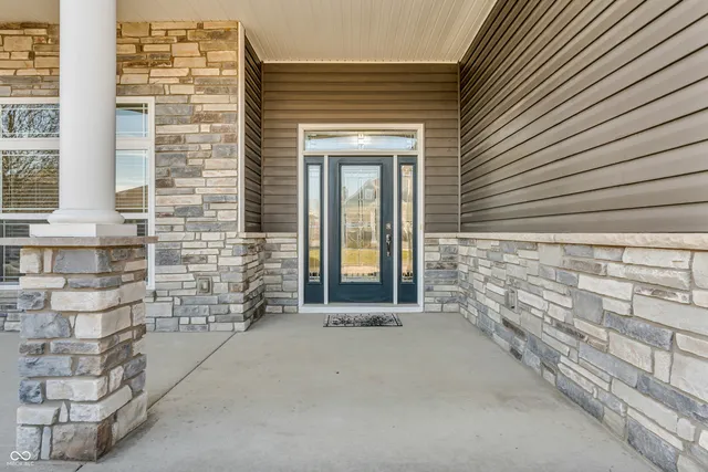 $425,000 | 605 Spinnaker Trace, Lafayette, IN 47909