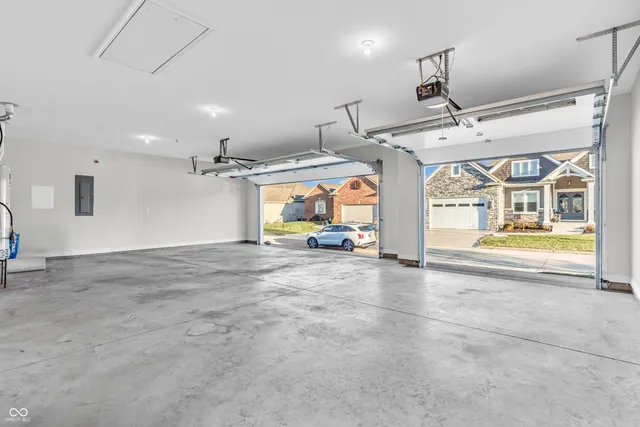 $425,000 | 605 Spinnaker Trace, Lafayette, IN 47909