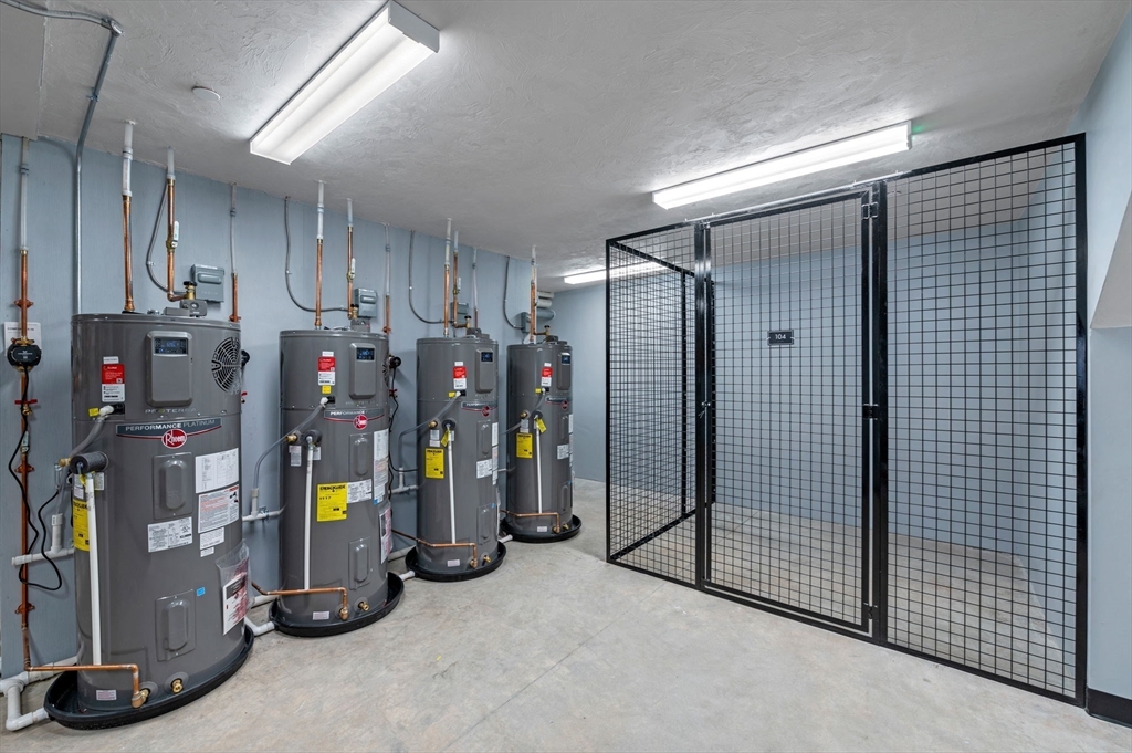 11 Boynton Street, Unit 103 Swampscott, MA 01907 - Photo 40 of 42 a view of a room with gym equipment