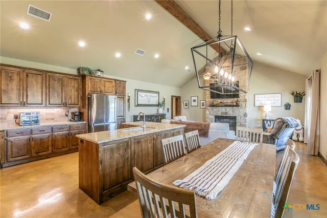 $770,000 | 3200 County Road 320, Granger, TX 76530